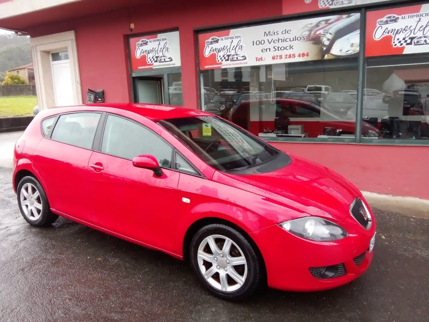 SEAT Leon 1.9TDI Stylance Rojo - 1