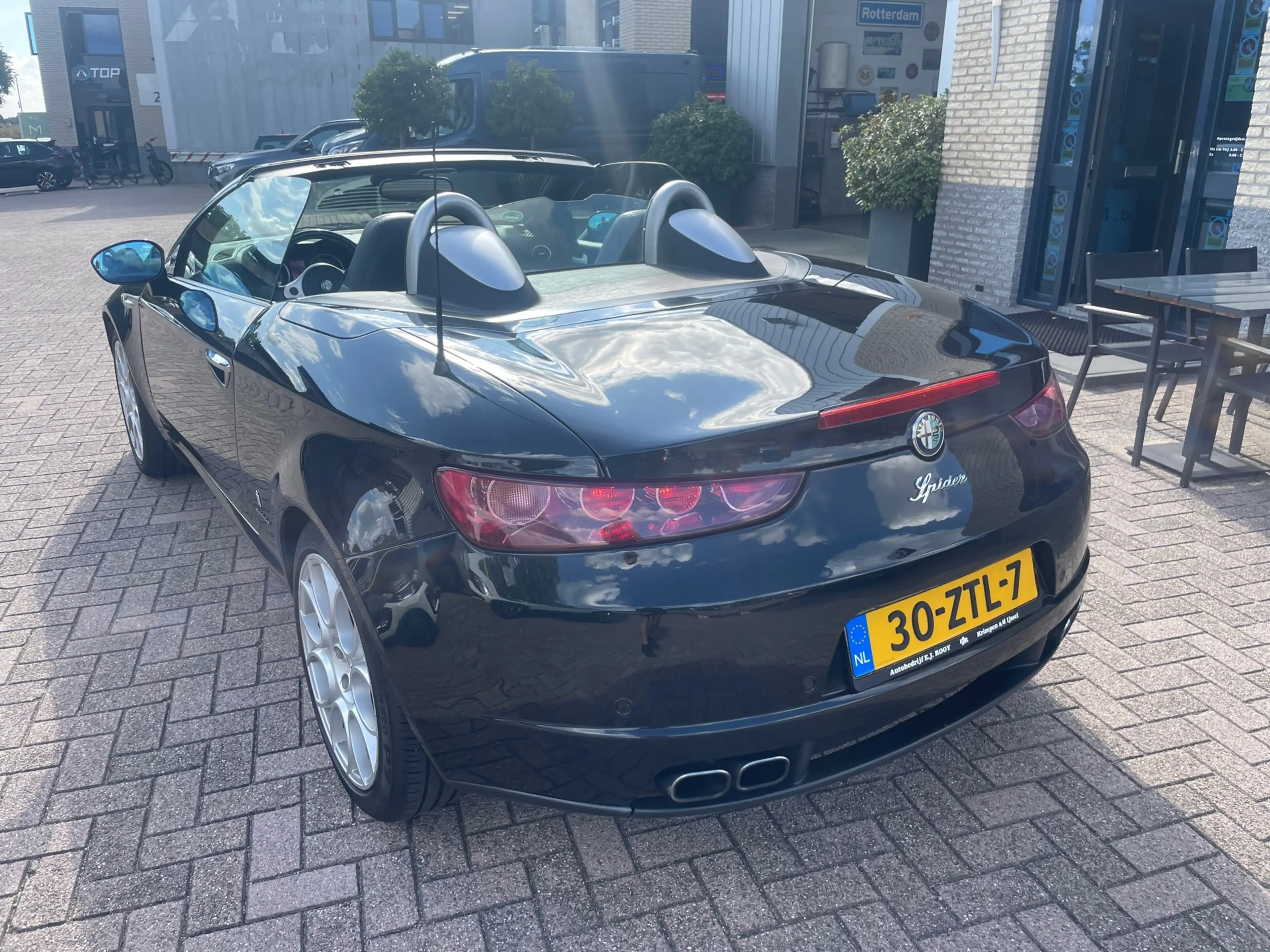 Alfa Romeo Spider 2.2 JTS Exclusive- bluetooth-nav — photo 3