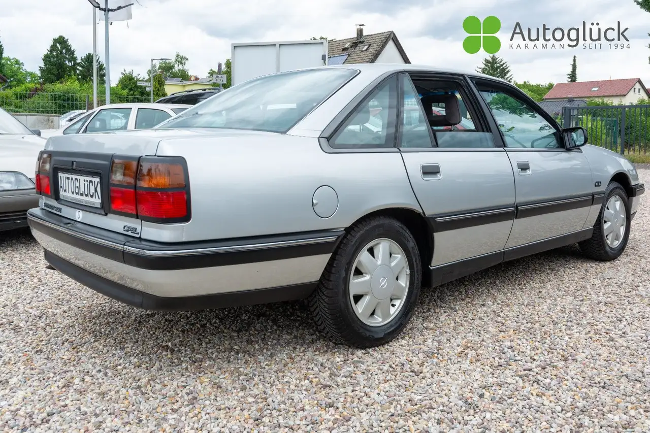 Opel Senator B 3,0i - CD *AC*SERVO*, foto 5