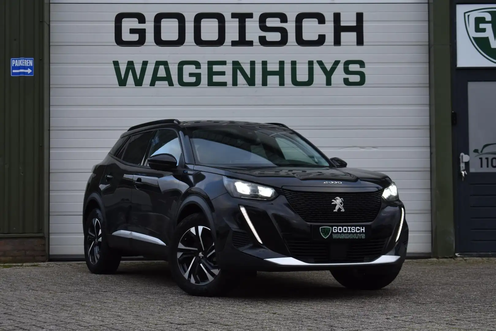 Peugeot e-2008 EV Allure Pack 50 kWh | Camera | Trekhaak | 100% O Zwart - 2