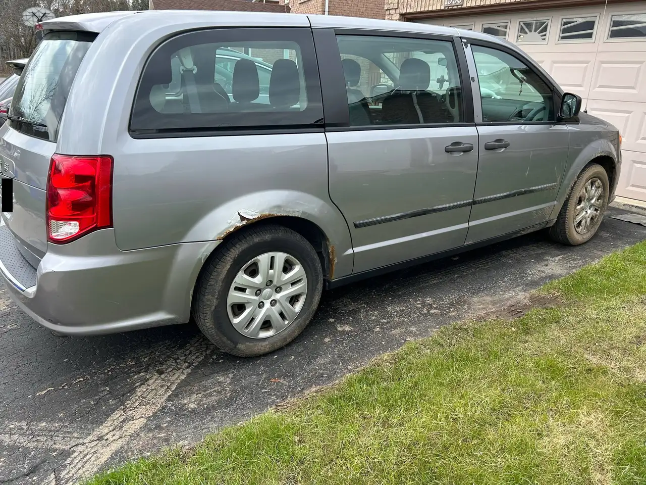Dodge Grand Caravan снимка Dodge Grand Caravan