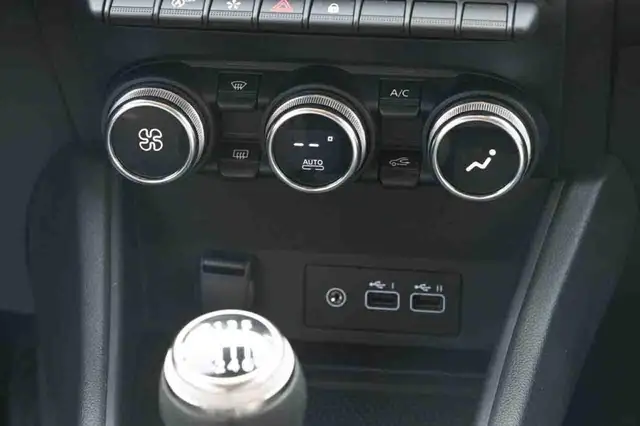 Renault Captur view 15