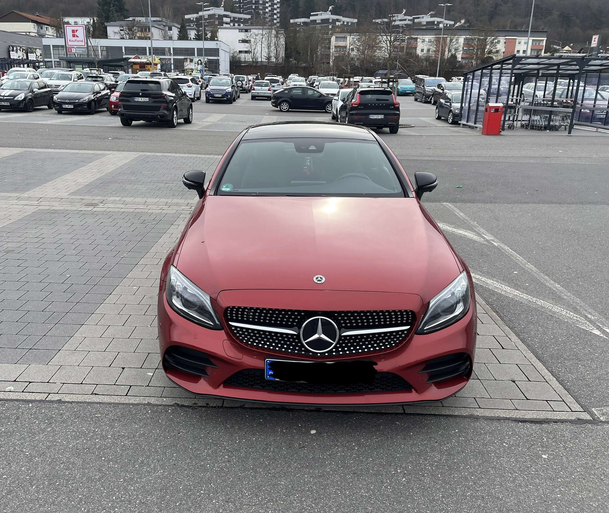Second hand Mercedes Benz C-Class 300