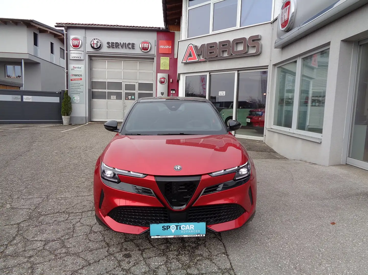 Alfa Romeo Junior Elettrica Batterie 54kWh Speciale Rouge - 1