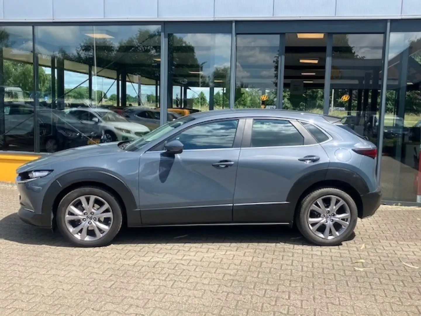 Mazda CX-30 2.0 e-SkyActiv 150 pk Hybrid Comfort - Navi - 360 Gris - 2