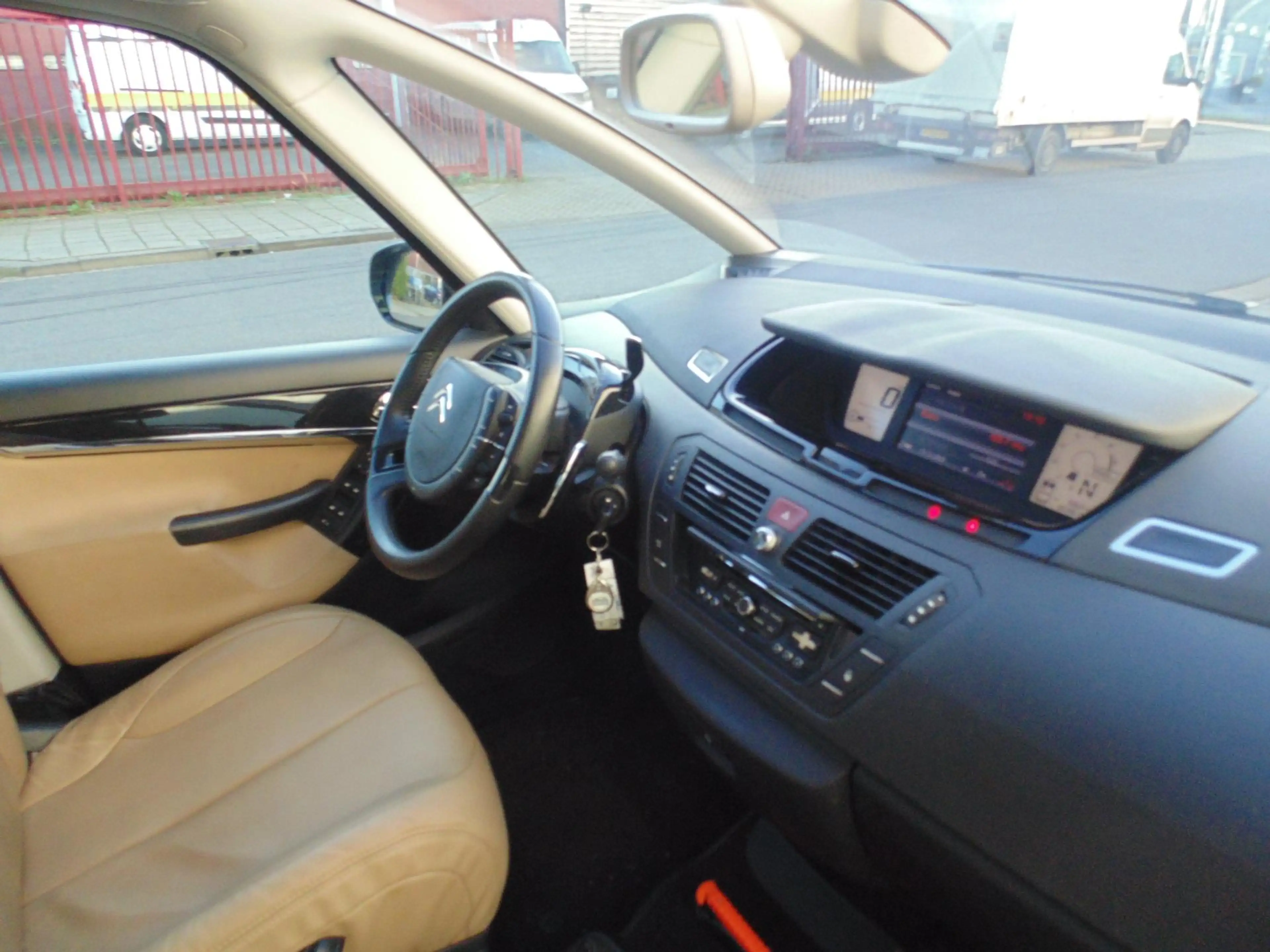 Citroen C4 Picasso 1.6 THP Selection EGS AUTOMAAT KM 103000 NAP — photo 11