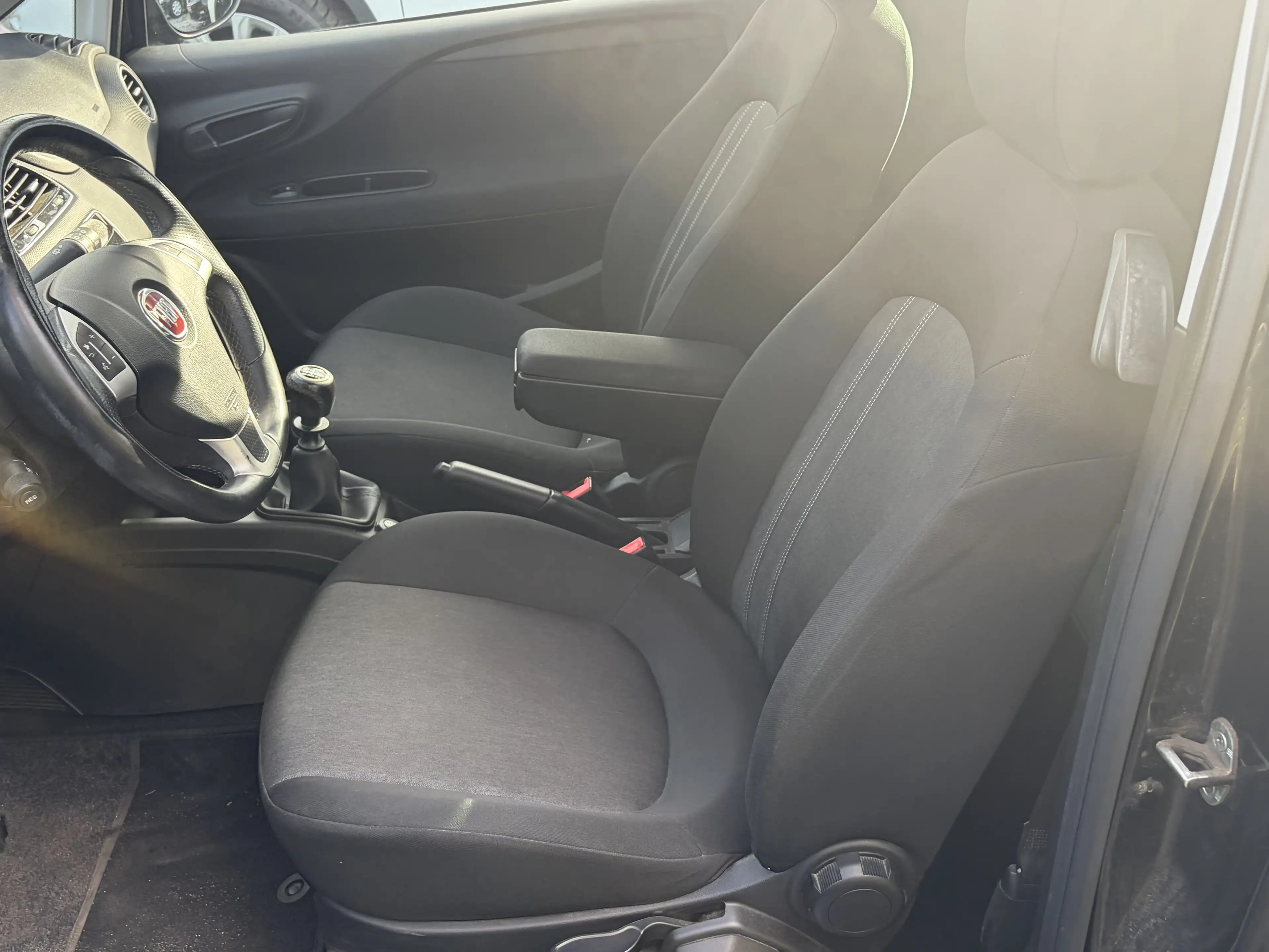Fiat Punto Punto 1.2i SportlineEuro6b**AIRCO/JA17/PDC**1erPro — photo 10
