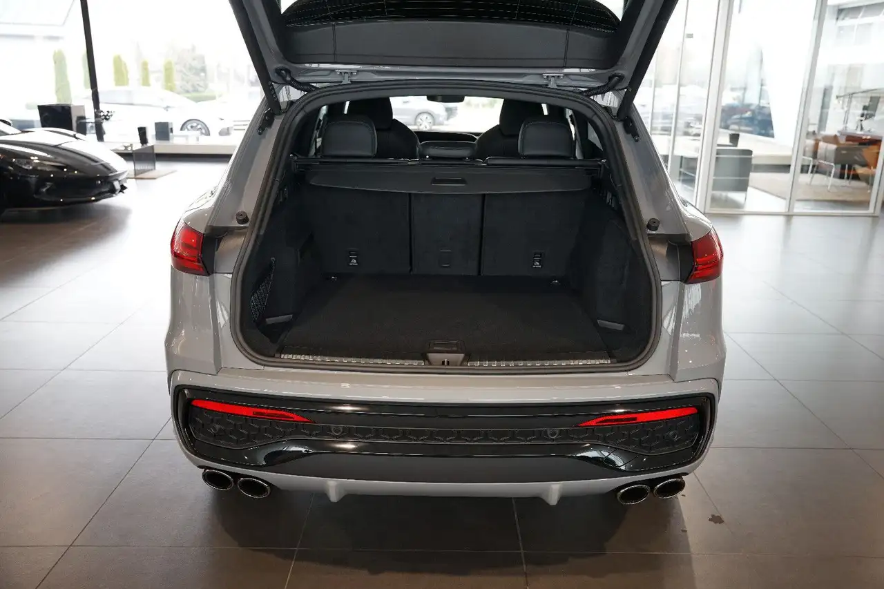 Audi SQ5 TFSI | Pano | Carbon | Tech pro | HuD | B&O 6