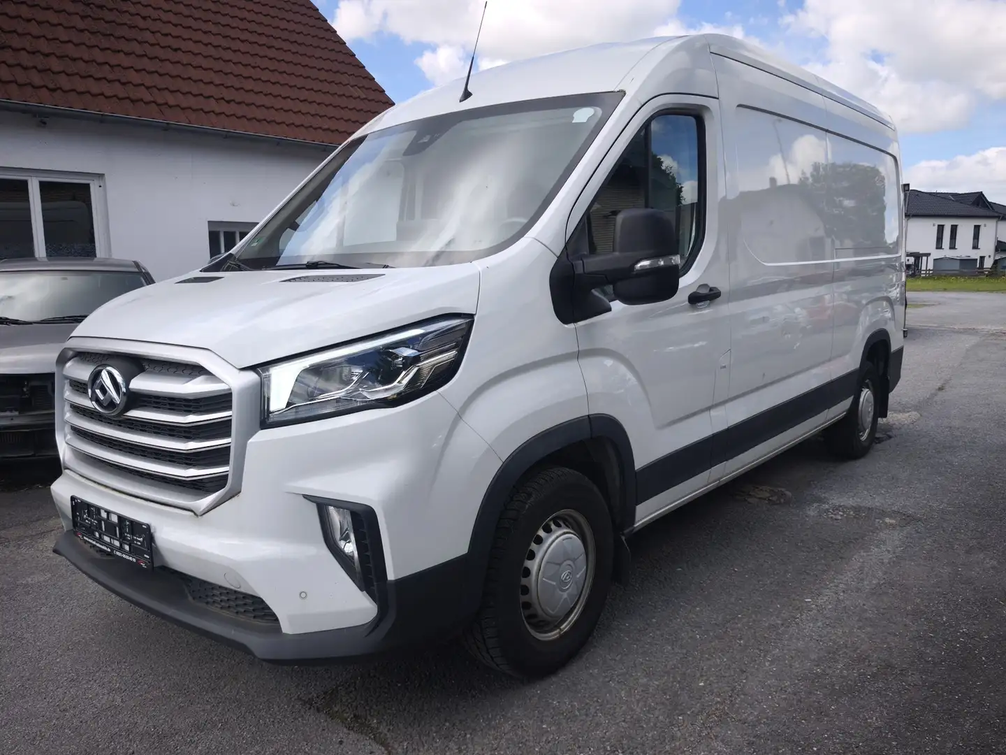 Maxus Deliver 9 Deliver 9 2.0 Transporter FWD LUXURY Weiß - 2