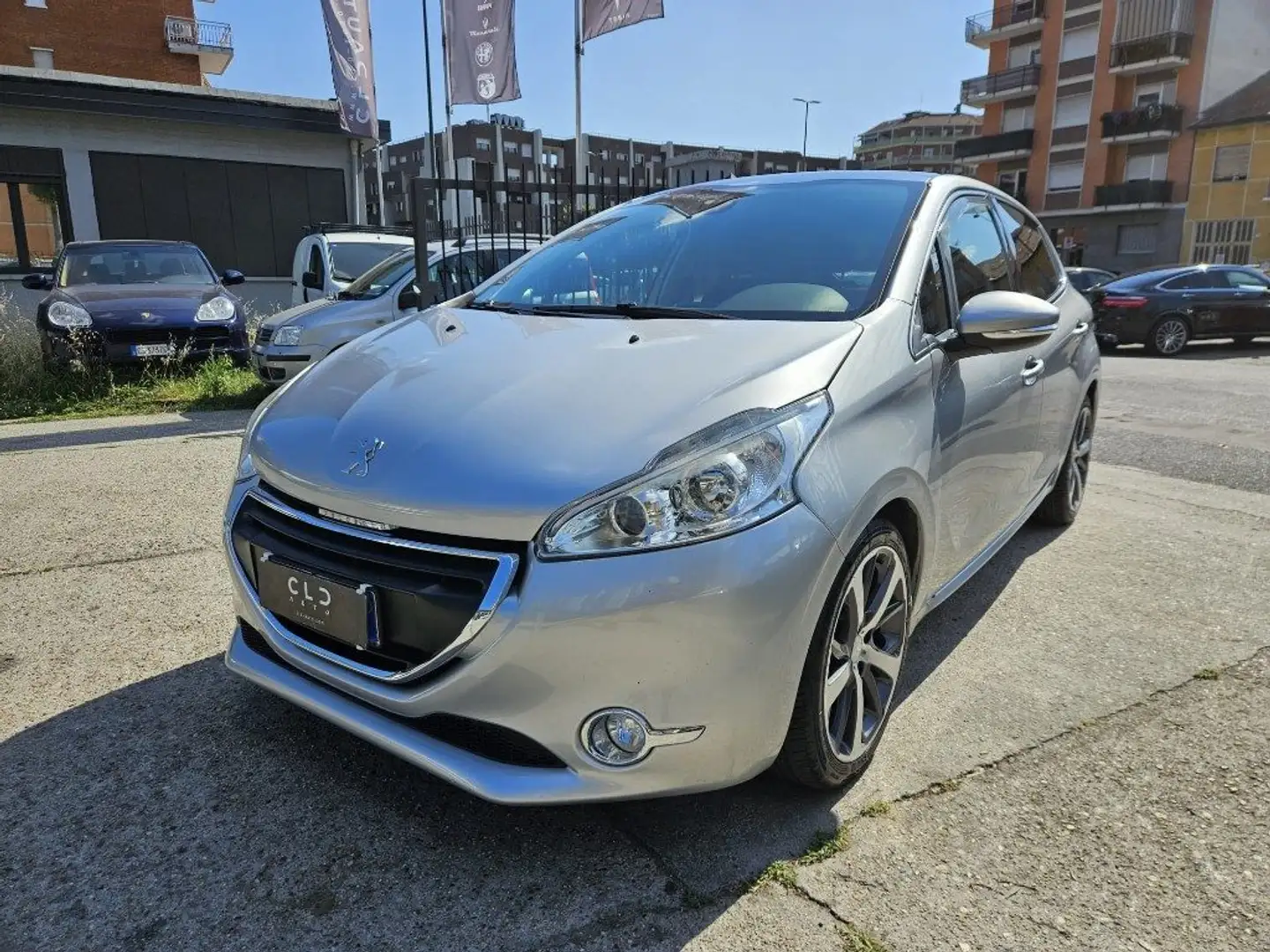 Peugeot 208 1° serie 1.6 e-HDi 92 CV Stop&Start 5 porte Grigio - 2