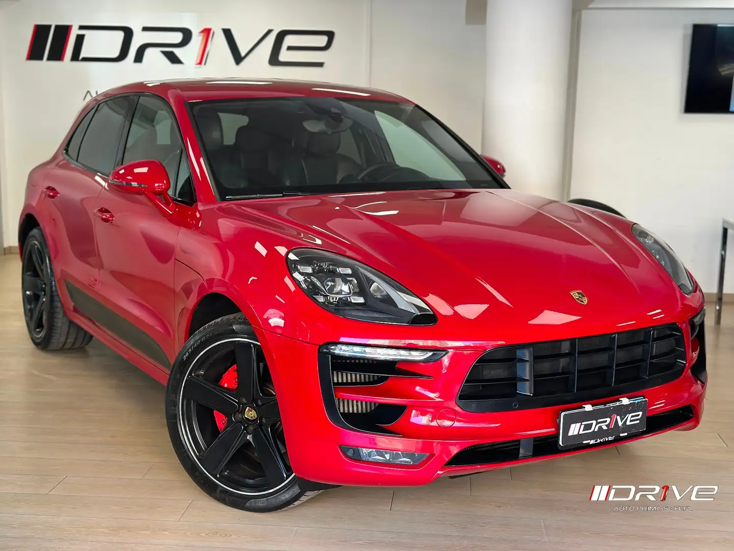 Porsche Macan 3.0 GTS Rosso - 2