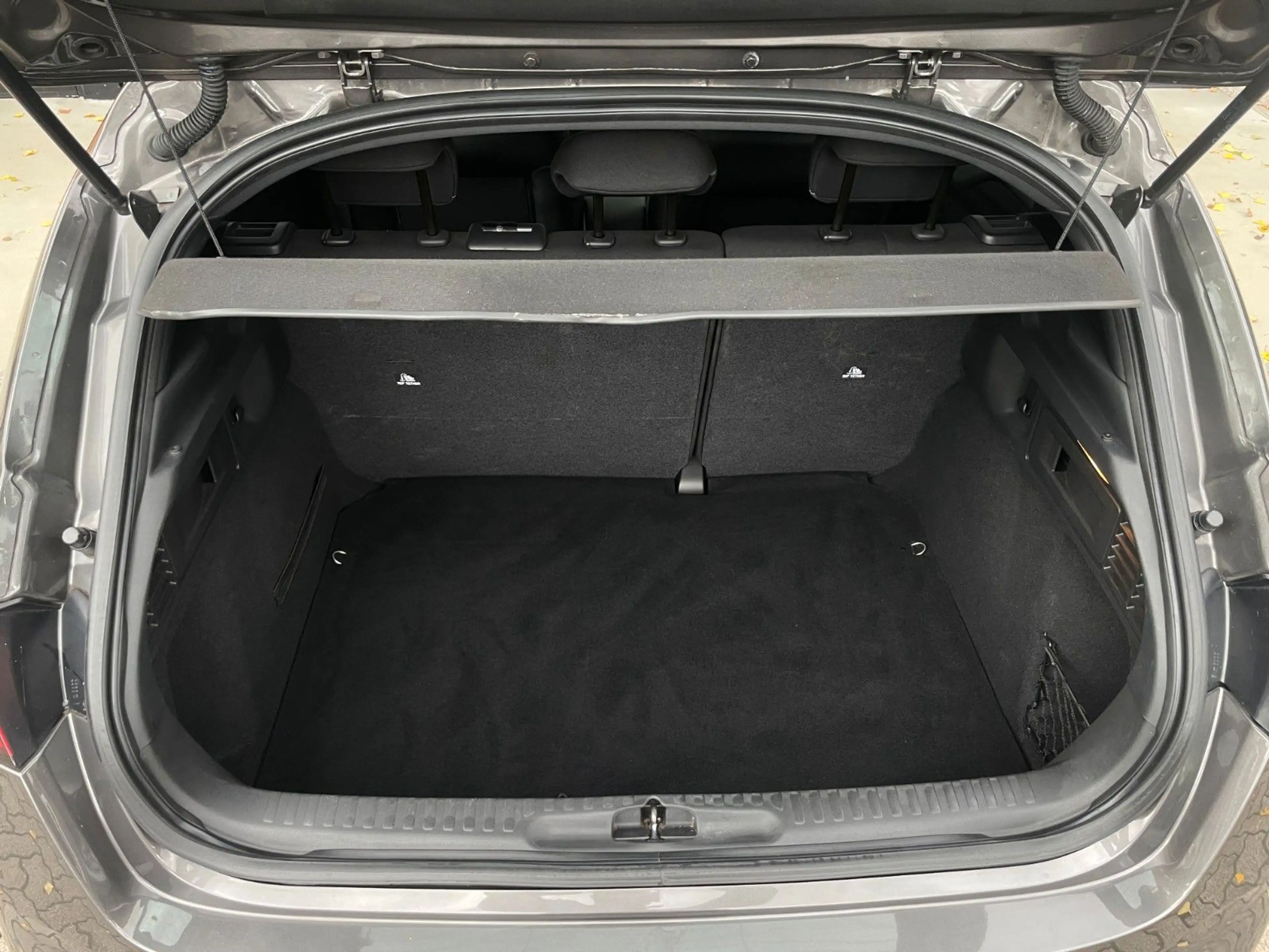 DS Automobiles DS 4 Basis PDC/Tempomat — photo 11