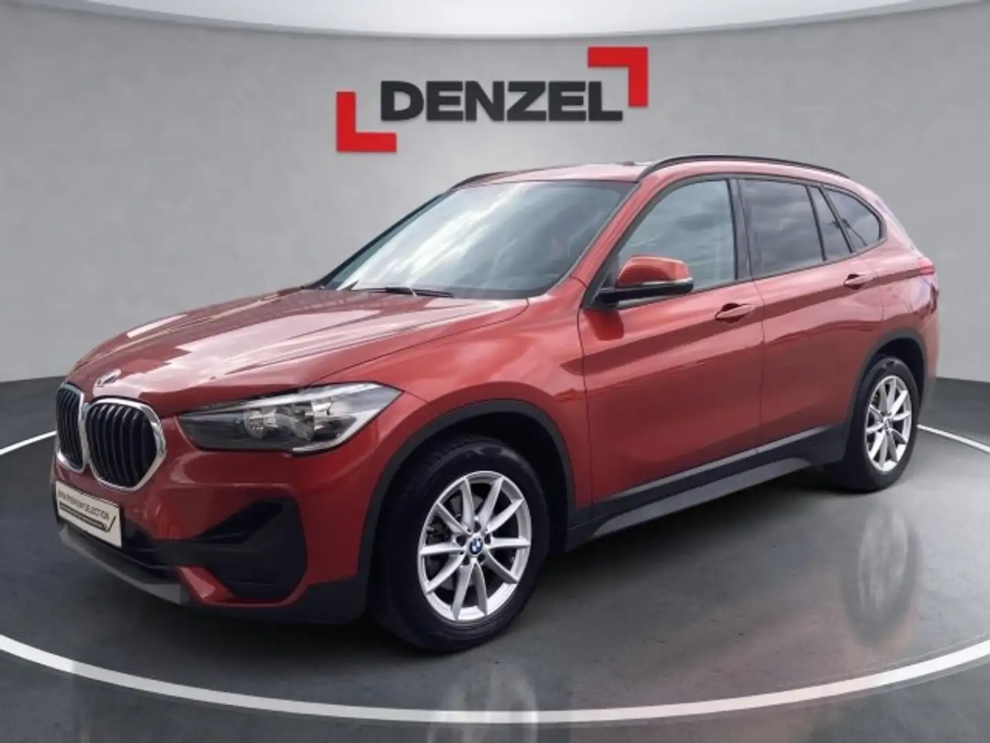 BMW X1 sDrive18i Orange - 1