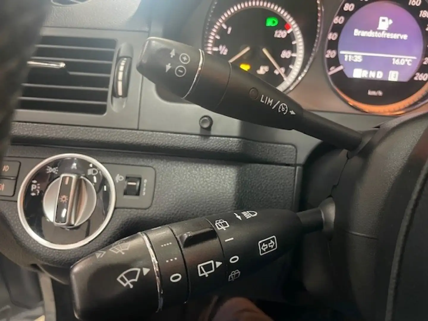 Mercedes-Benz C 180 180 CDI AVANTGARDE / AUTOMAAT / LEDER / ZWENKHAAK Grijs - 2