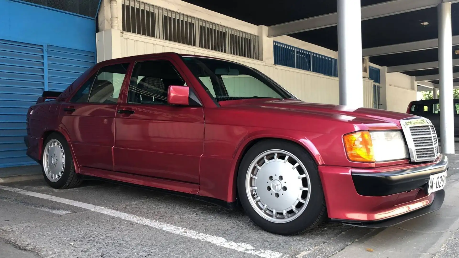 Mercedes-Benz 190 190E 2.5-16 Rojo - 1