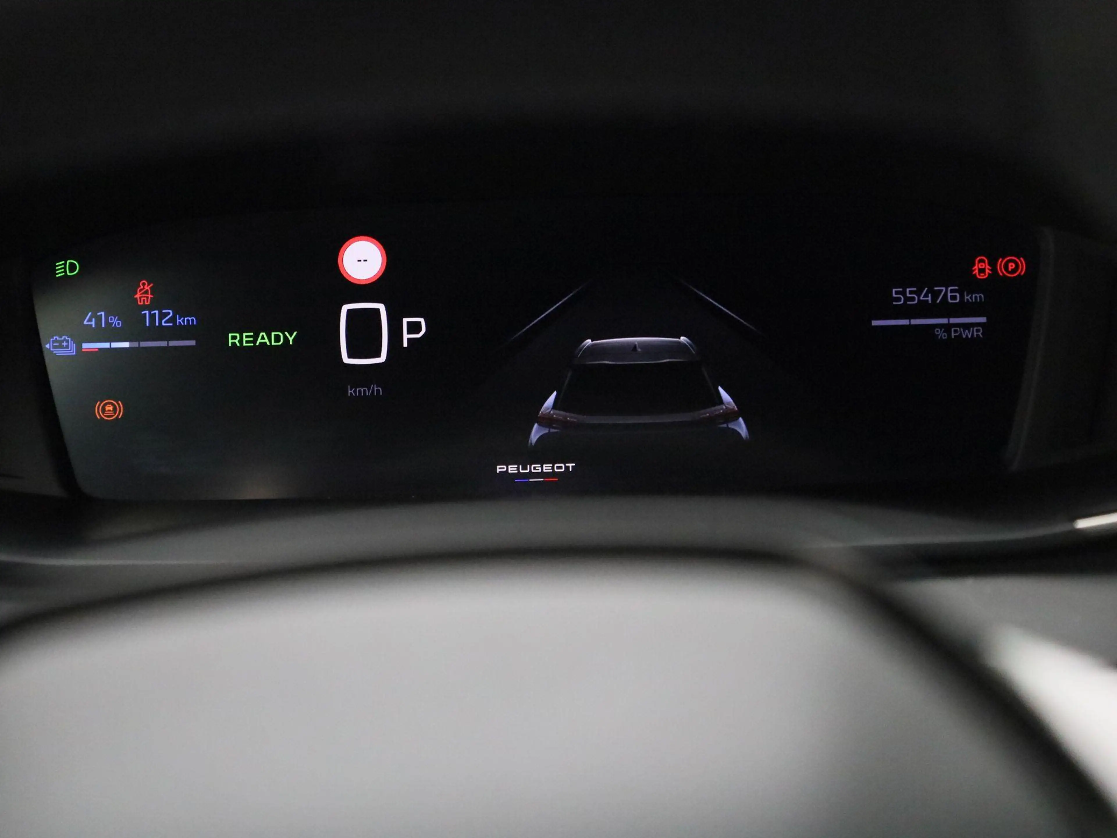 Peugeot e-2008 EV Allure 54 kWh | Automaat | Climate control | Vi — photo 8