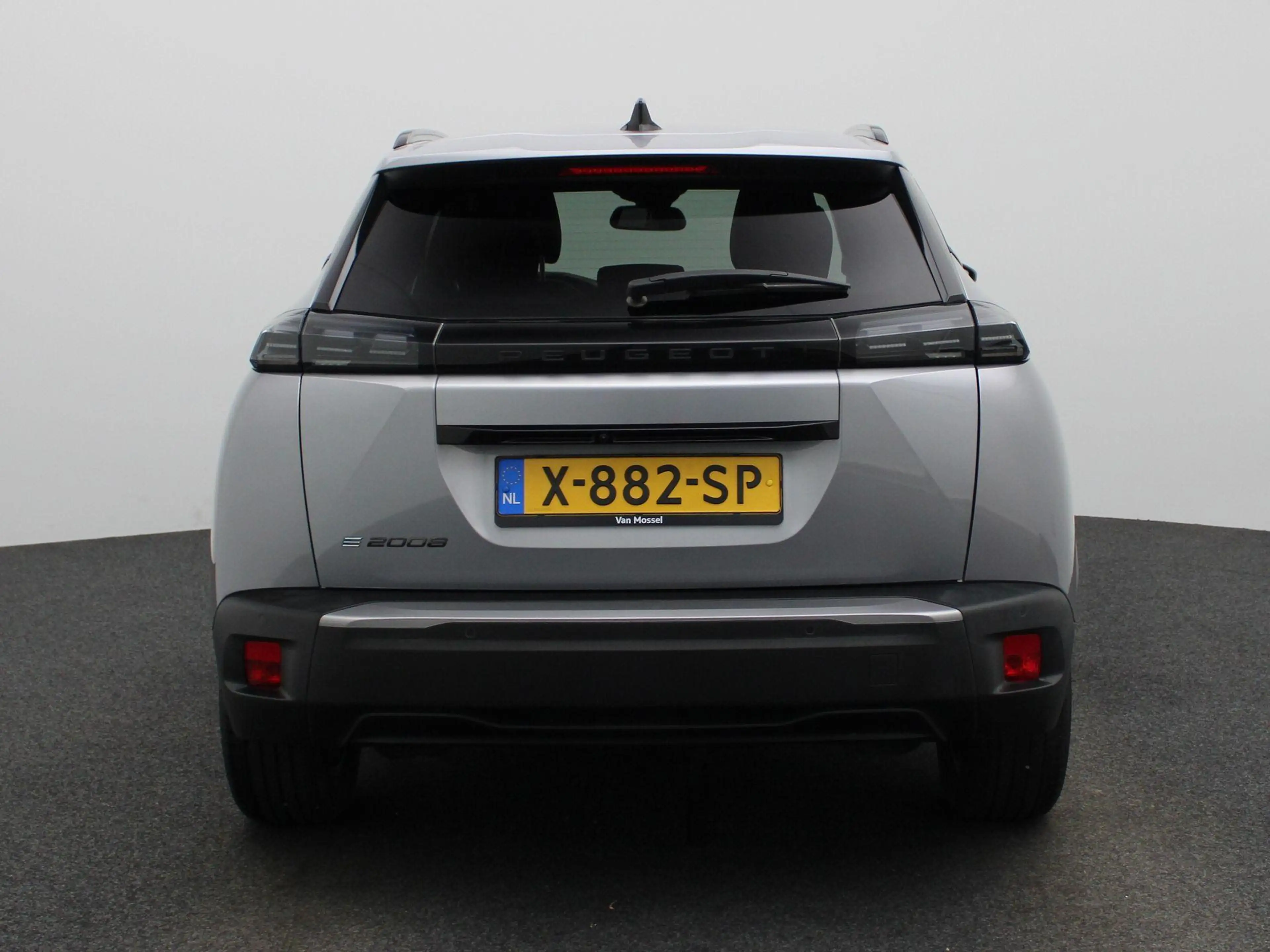Peugeot e-2008 EV Allure 54 kWh | Automaat | Climate control | Vi — photo 5