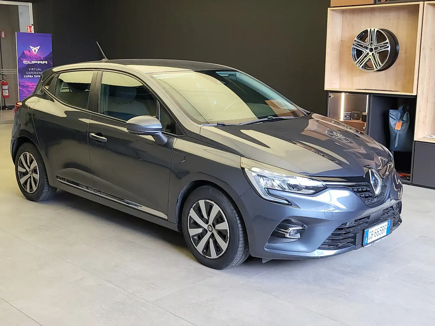 Renault Clio 5 Porte 1.5 Blue dCi Zen Grau - 2