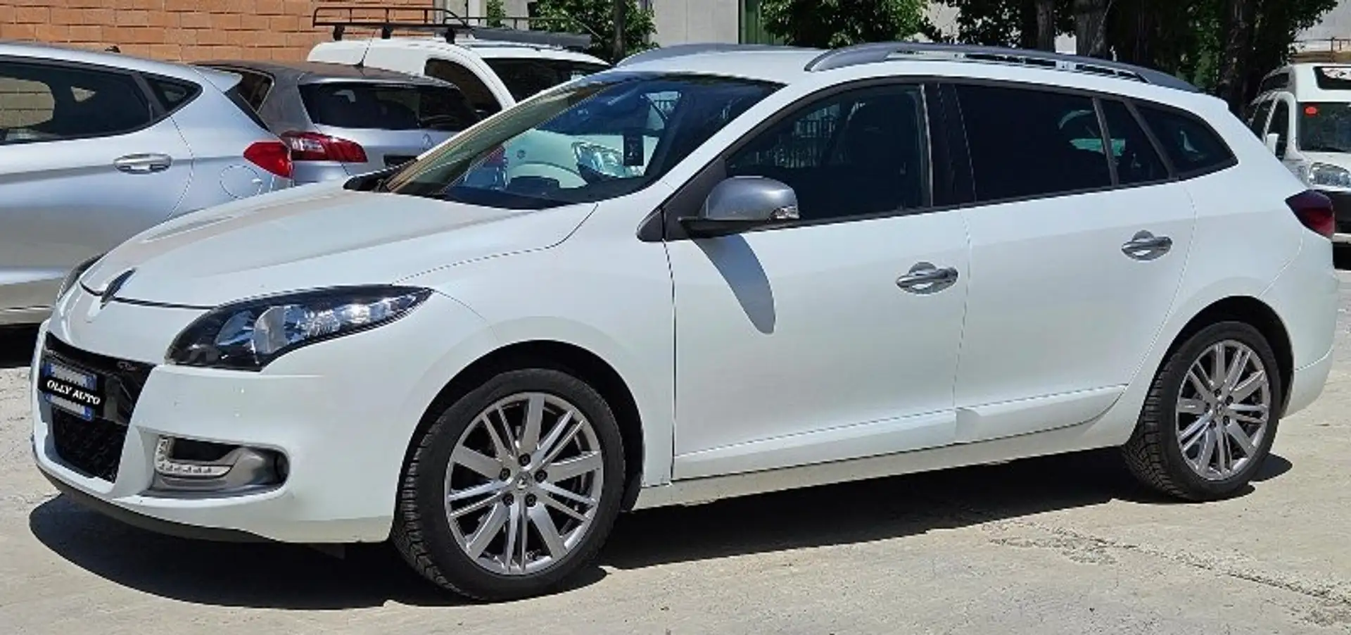Renault Megane Megane SporTour 1.5 dci Bose s Blanc - 2