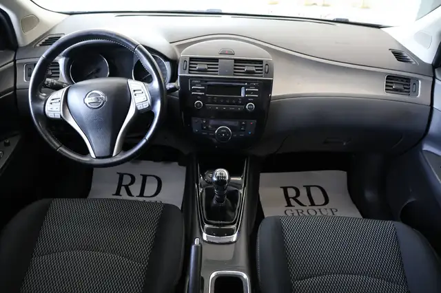 Nissan Pulsar view 8