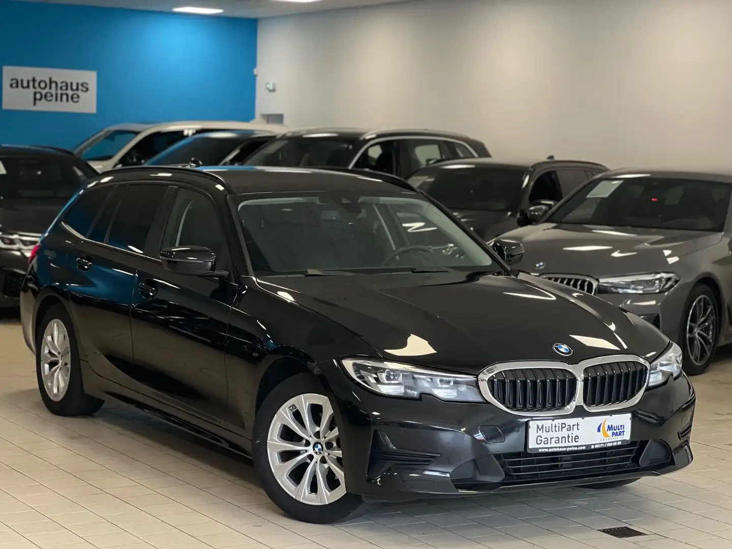 BMW 318 d Advantage Aut/Navi/SportSitze/Tempomat Noir - 1