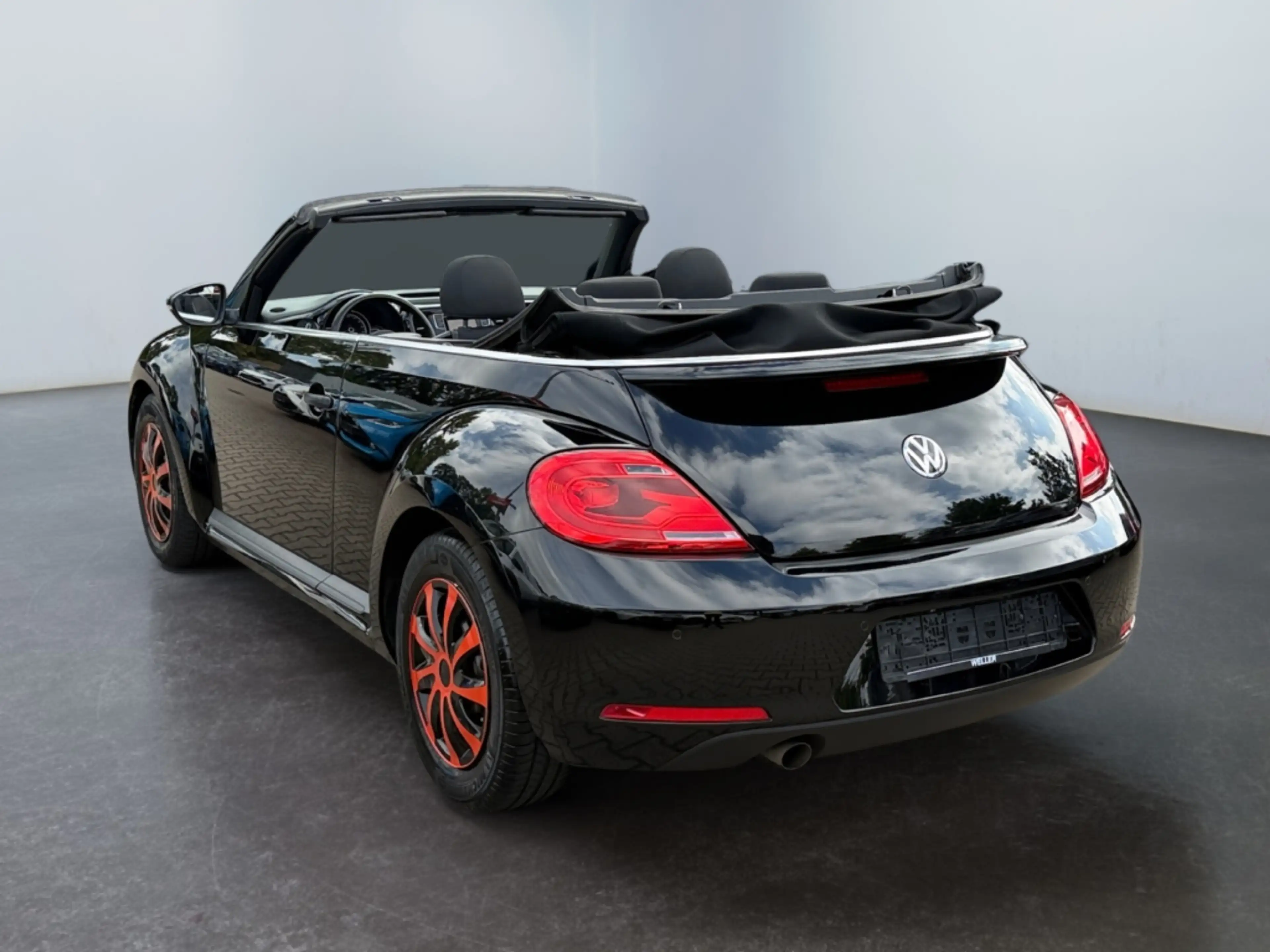Volkswagen Beetle Cabrio 1.2 TSI BlueM *SHZ*PDC*Windschott* — photo 7