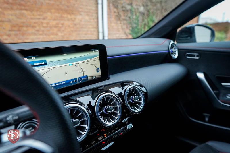Mercedes-Benz CLA 180 AMG Line *Face lift*14.500km* — photo 7