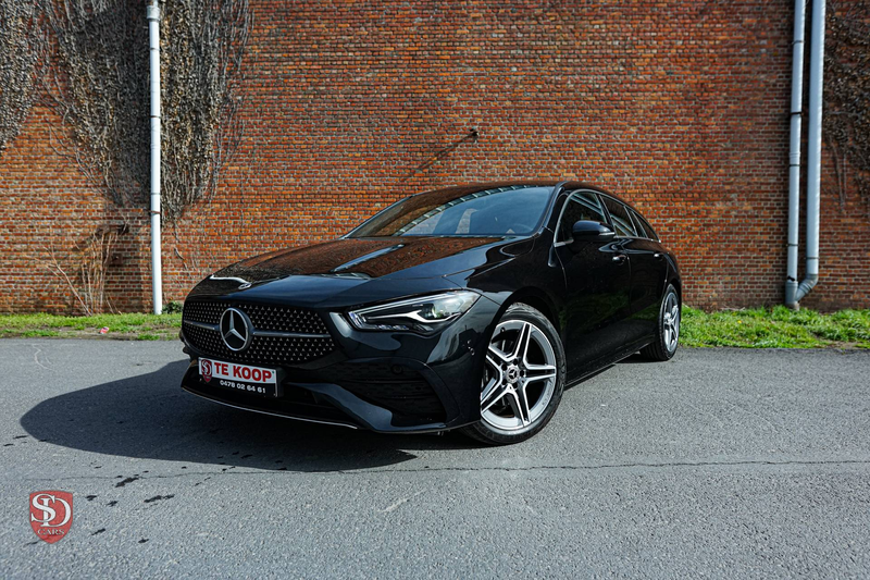 Mercedes-Benz CLA 180 AMG Line *Face lift*14.500km*
