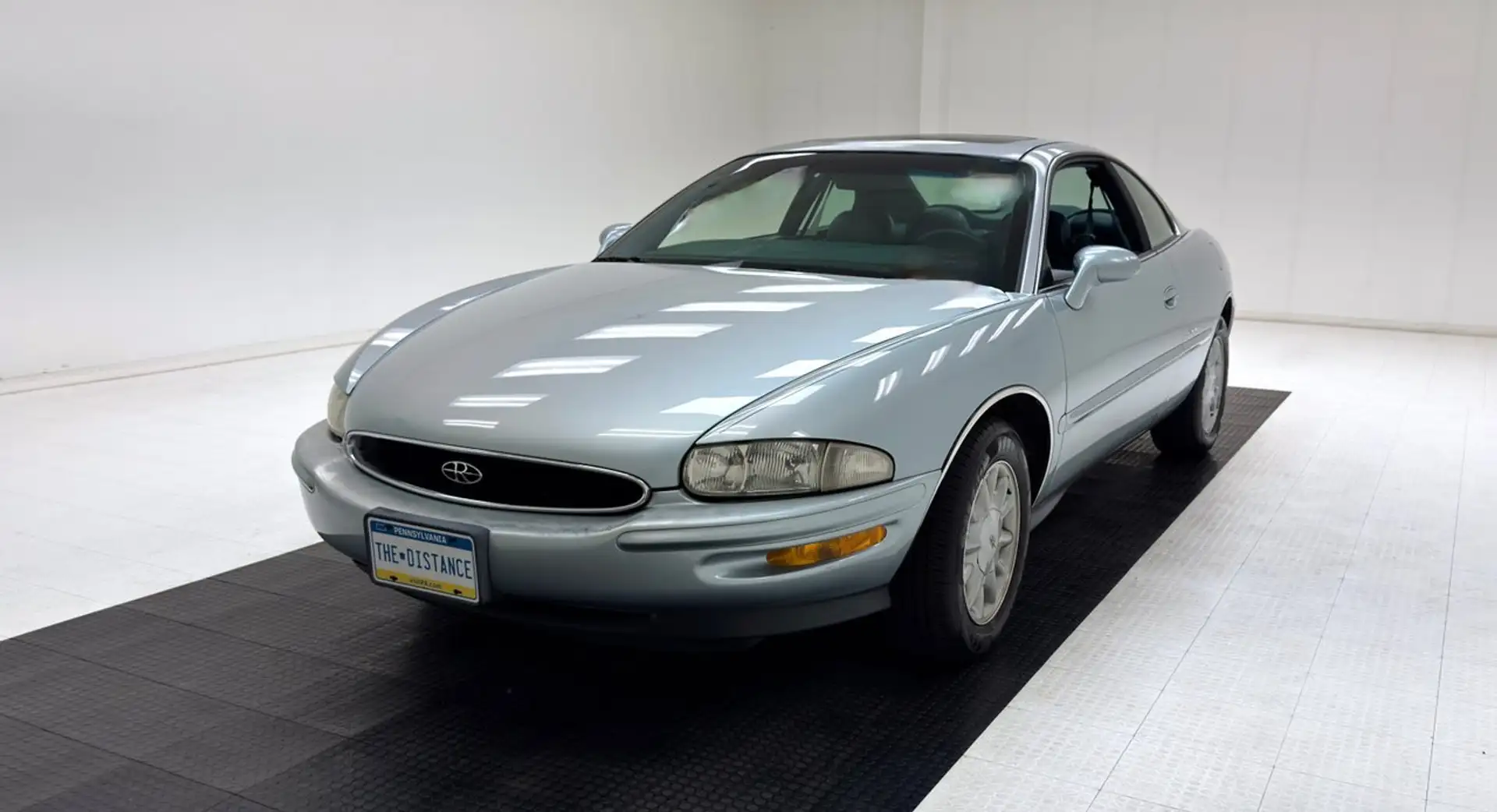 Buick Riviera Hardtop Blau - 1