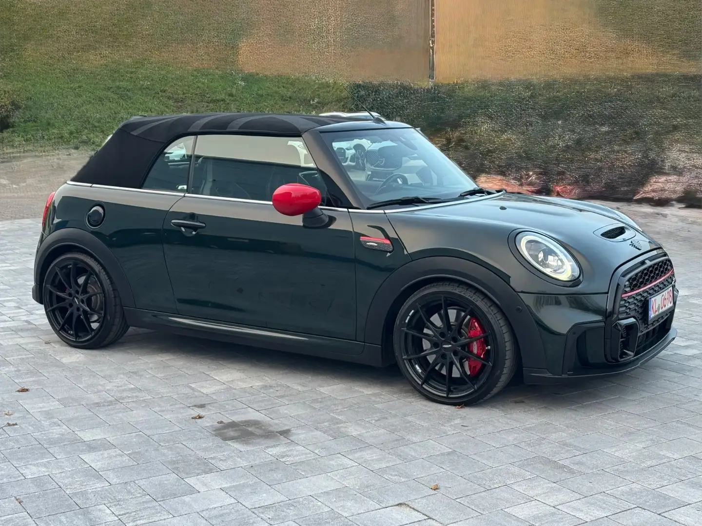 MINI John Cooper Works Cabrio +Leder+Matrix+HEADUP+SH Grün - 1