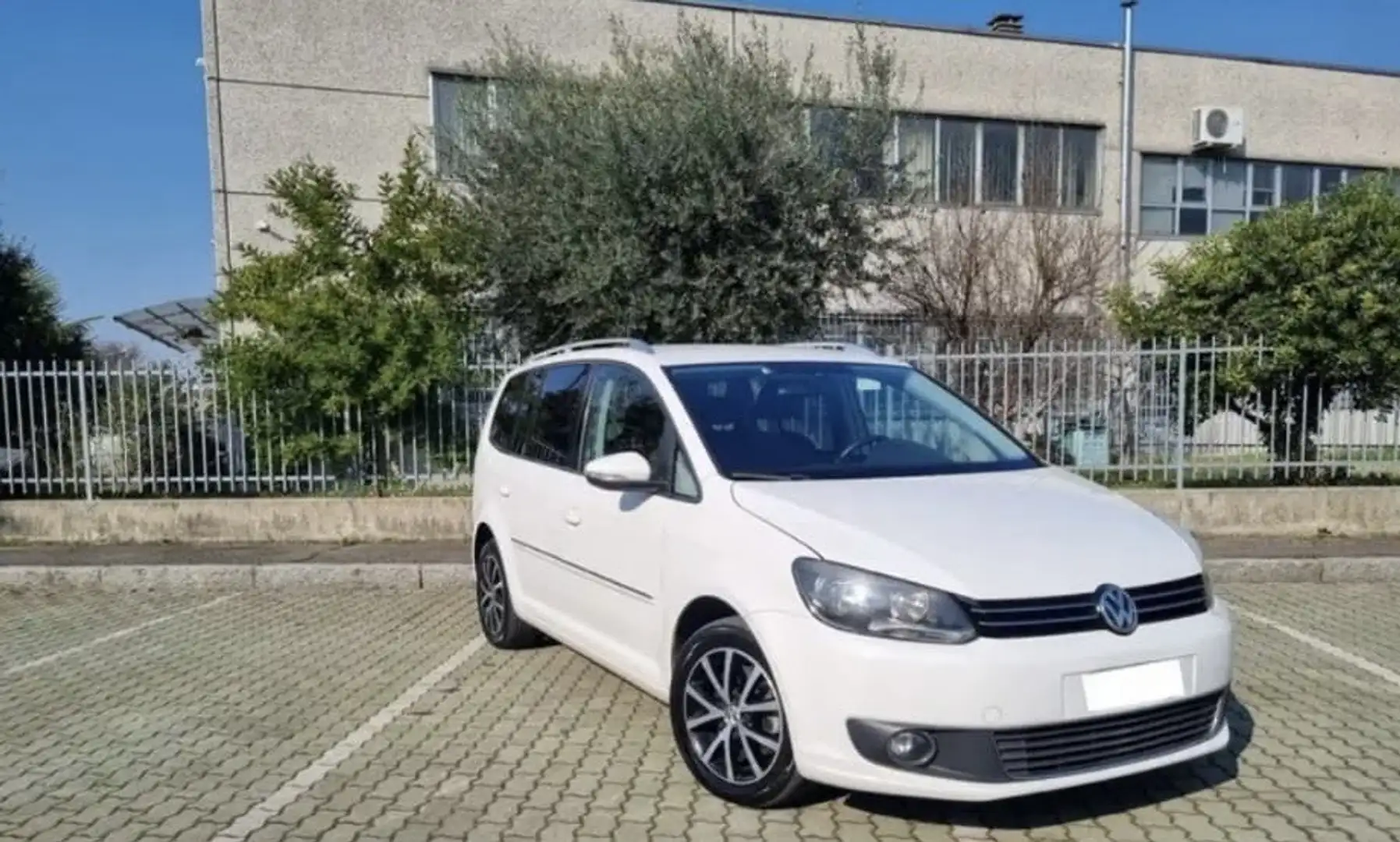 Volkswagen Touran 2.0 tdi Highline 170cv dsg - 1