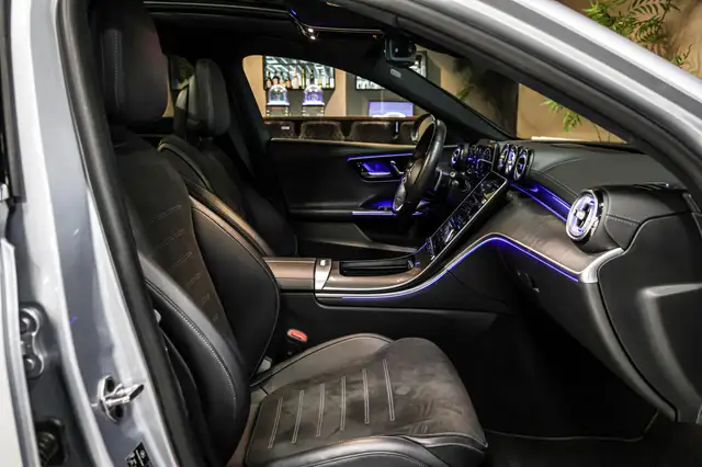 Mercedes-Benz C Class view 21