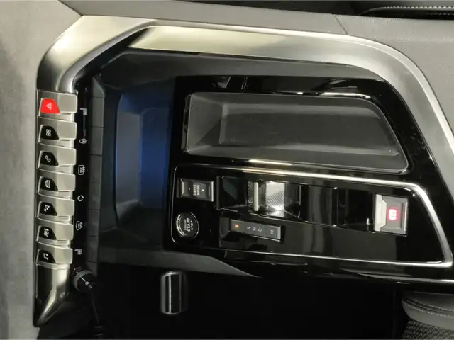 Peugeot 3008 view 16