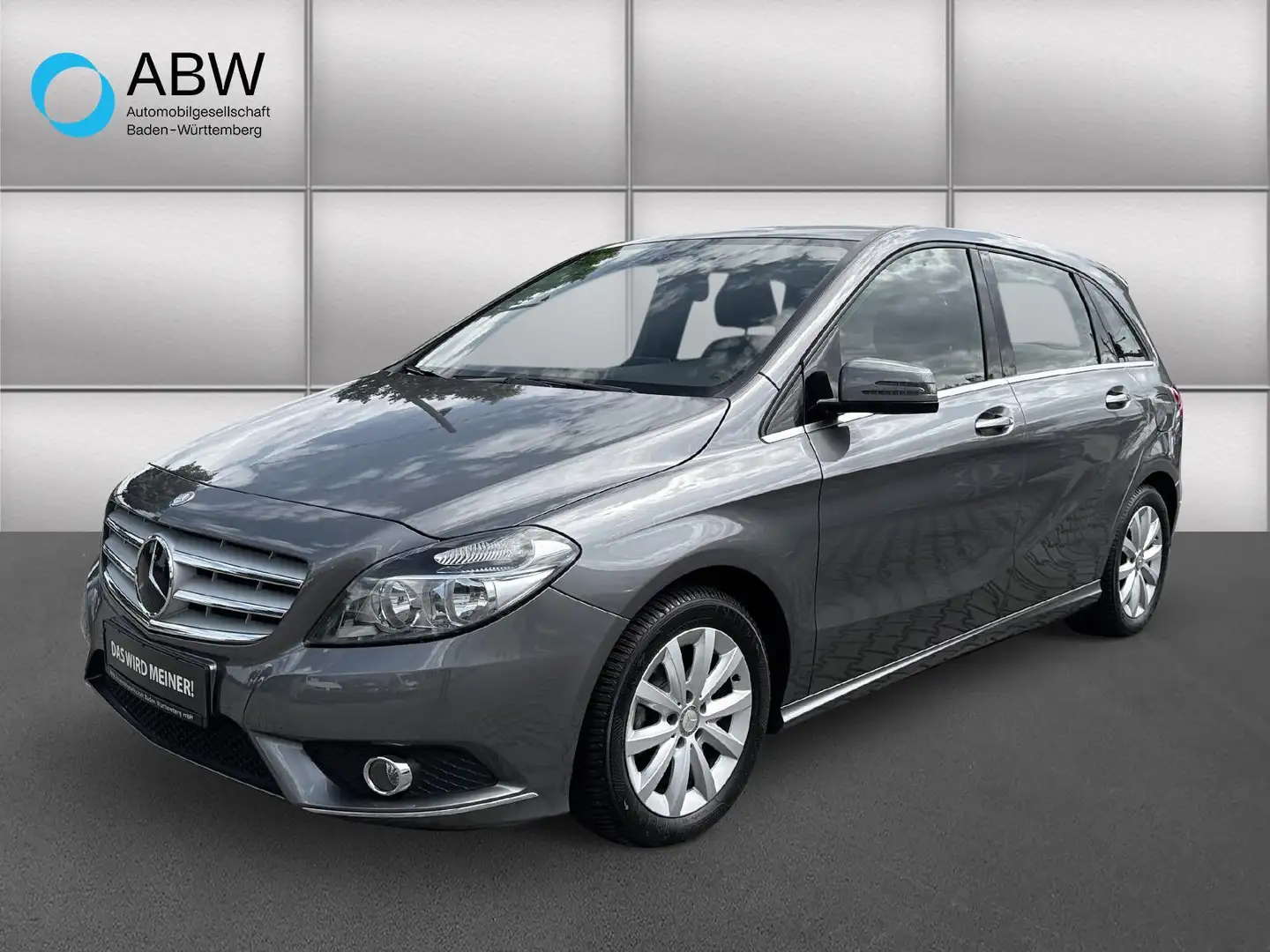 Mercedes-Benz B 180 BlueEfficiency Anhaengerkupplung Grau - 1