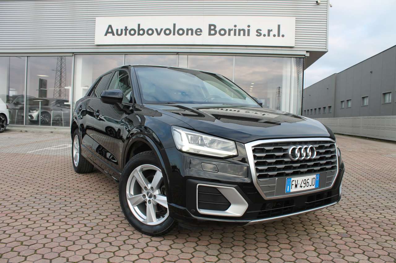 Audi Q2 Q2 1.6 tdi Admired s-tronic 115CV