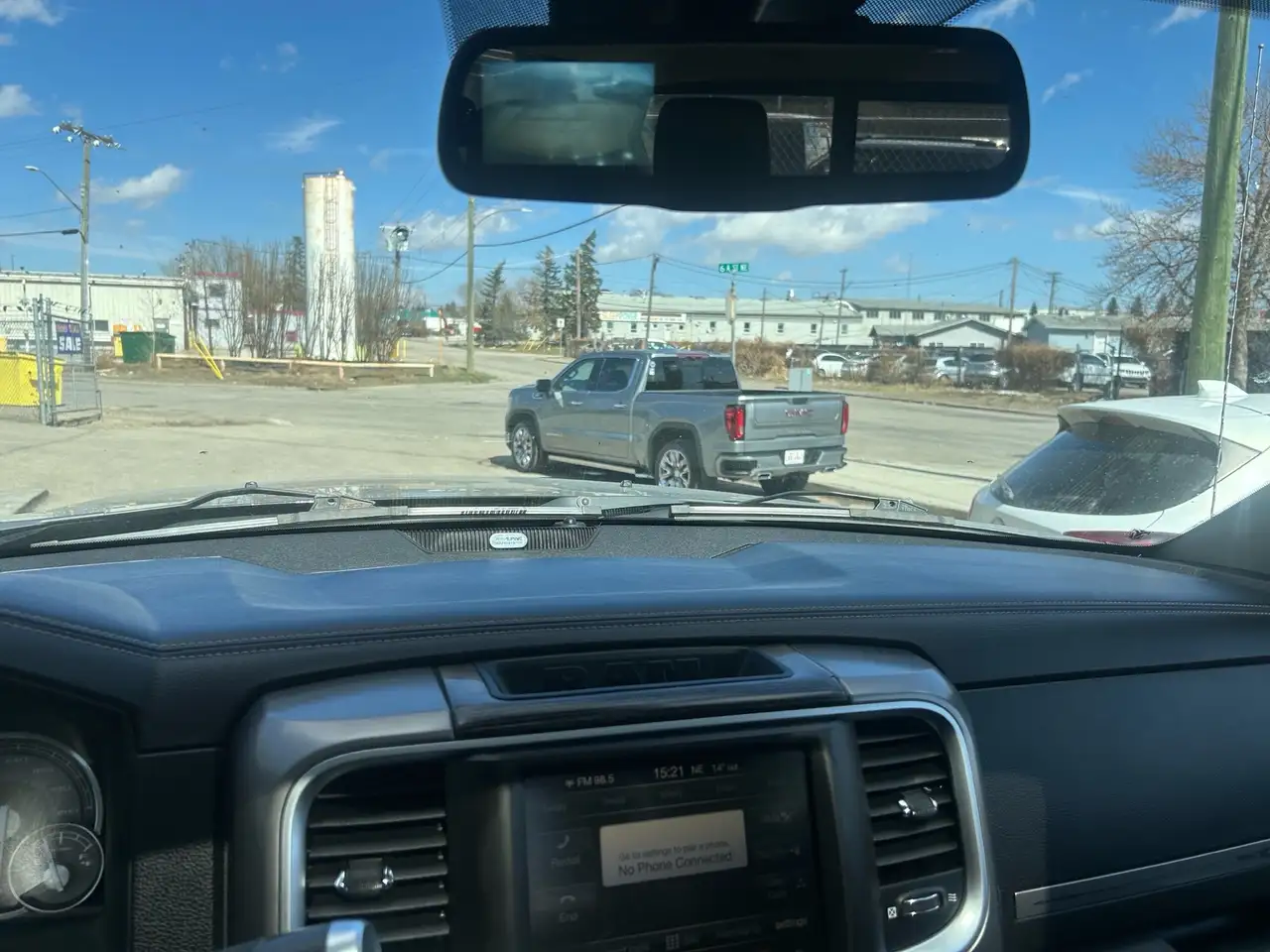 RAM 3500 снимка RAM 3500
