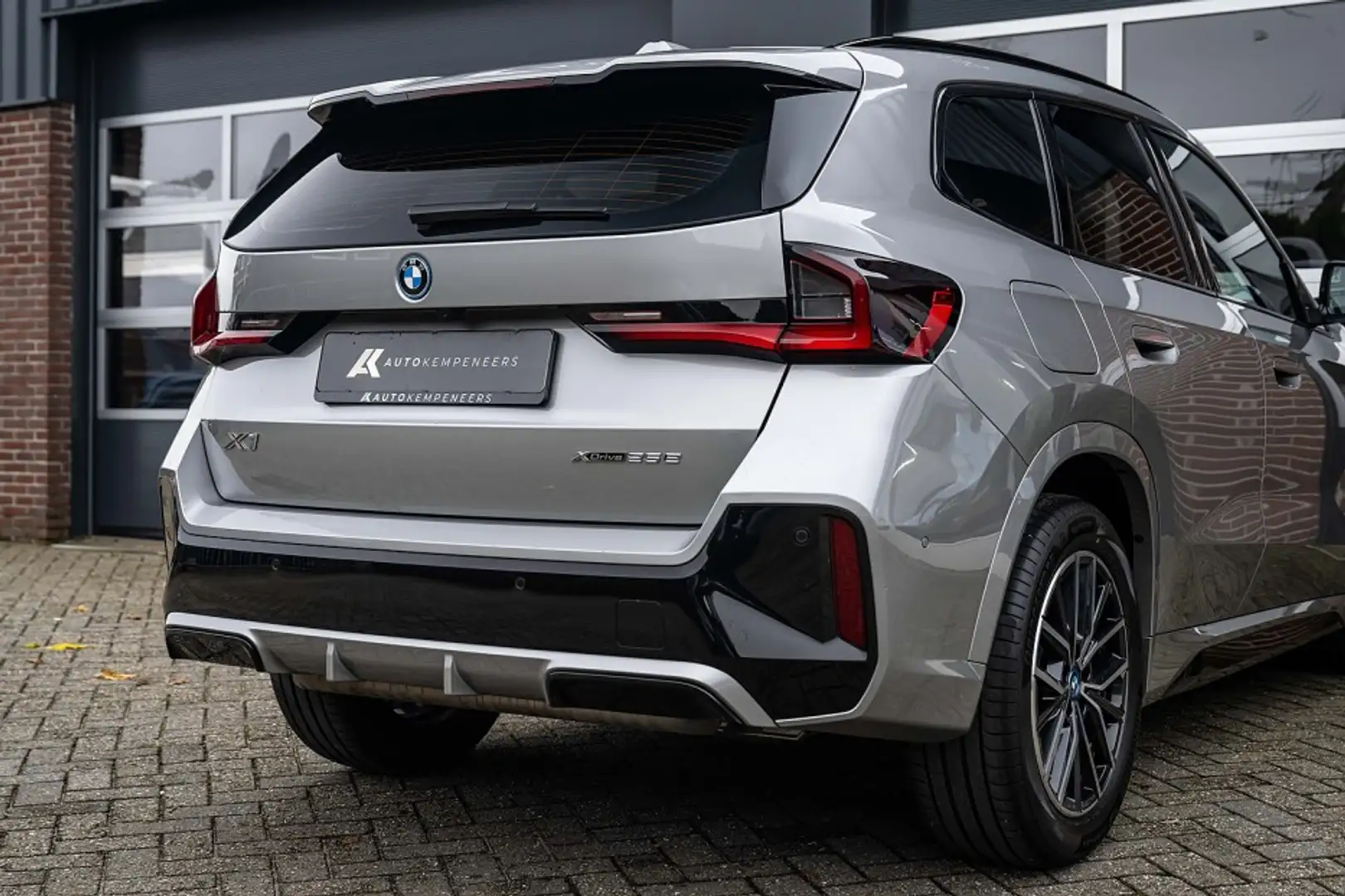 BMW X1 25e xDrive M Sport | Shadow | Driving Ass. Plus | Argent - 2