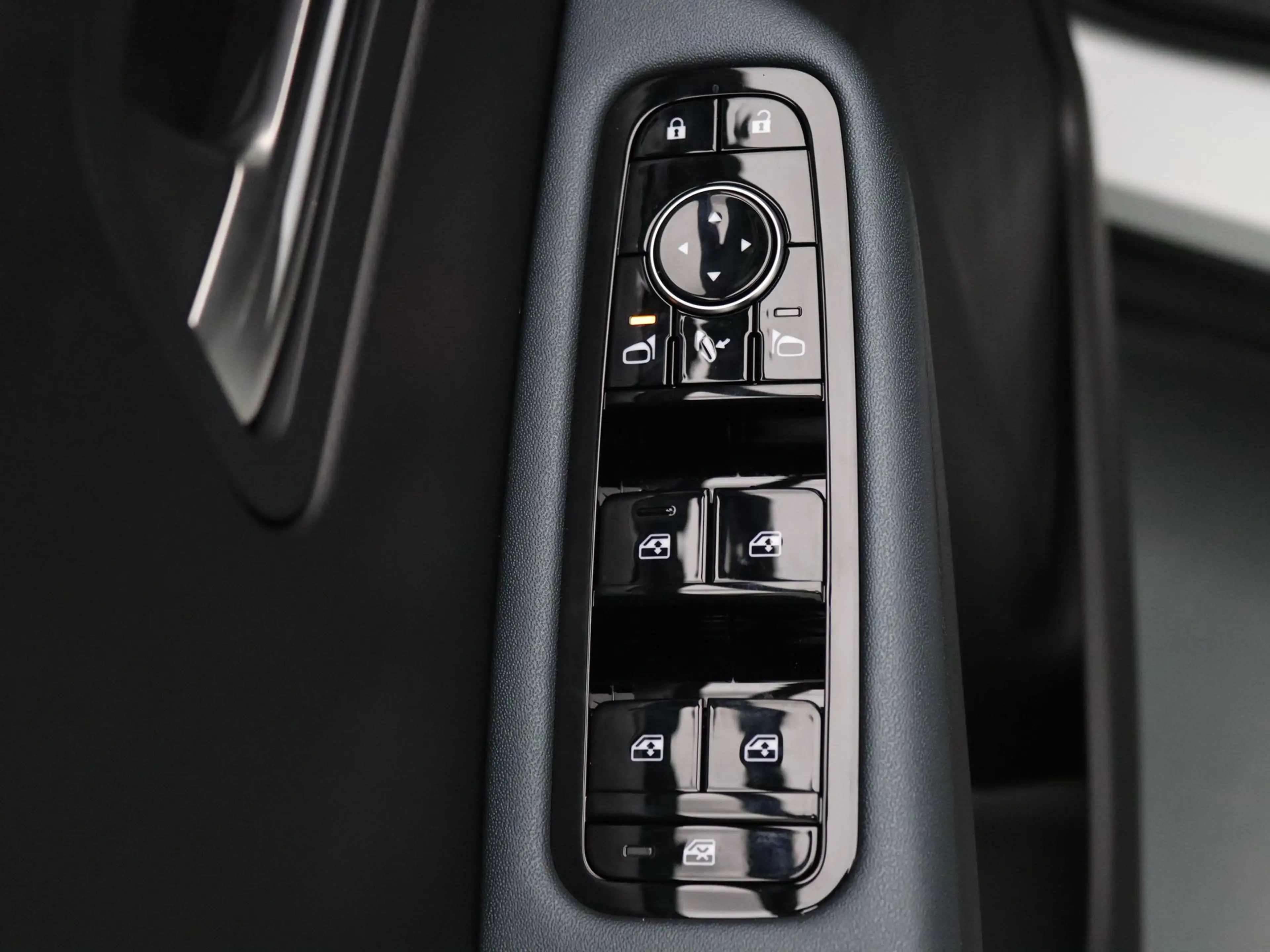 Nissan Leaf Business Edition 75 kWh Apple Carplay/Android Auto — photo 21