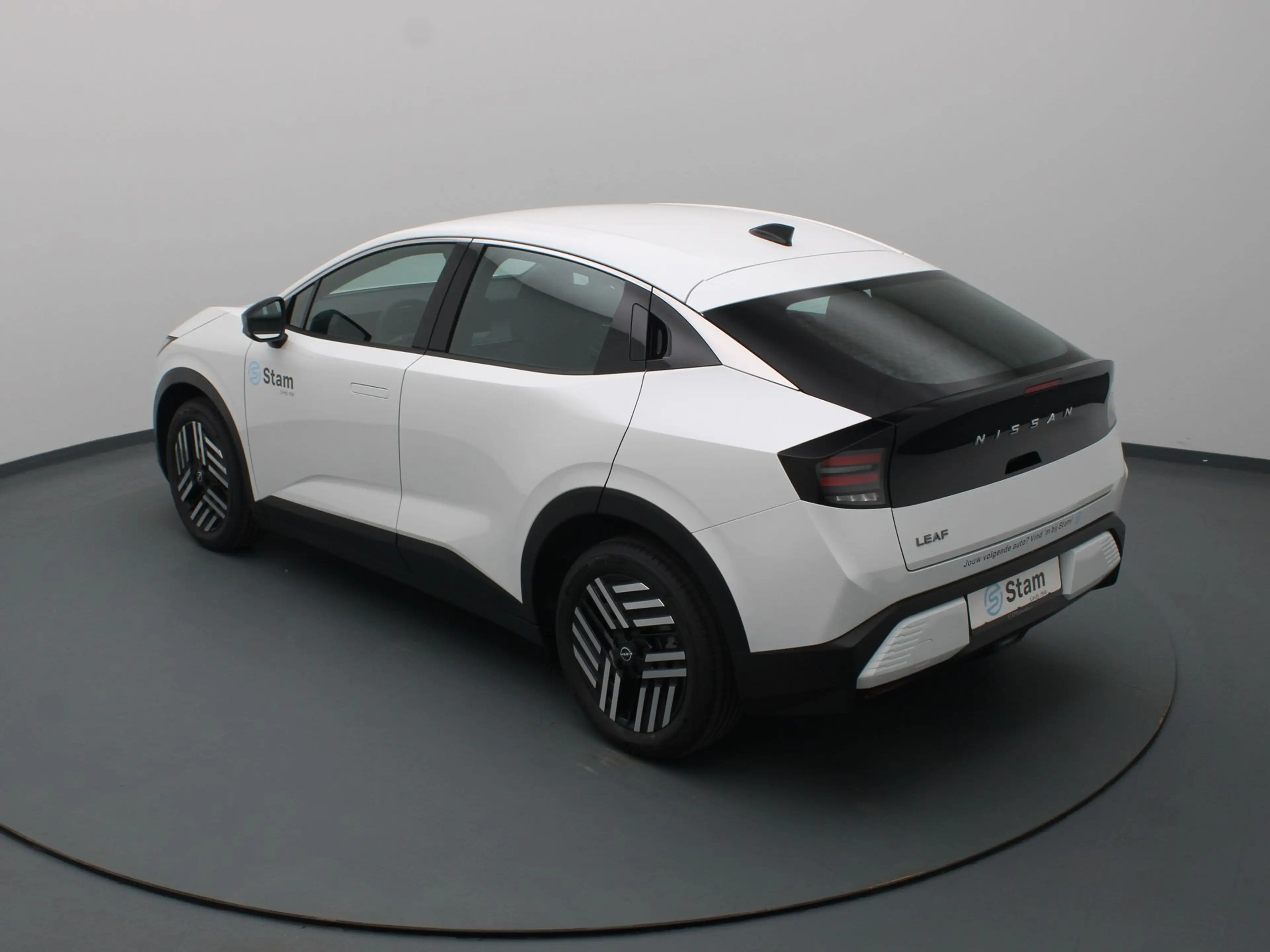 Nissan Leaf Business Edition 75 kWh Apple Carplay/Android Auto — photo 12
