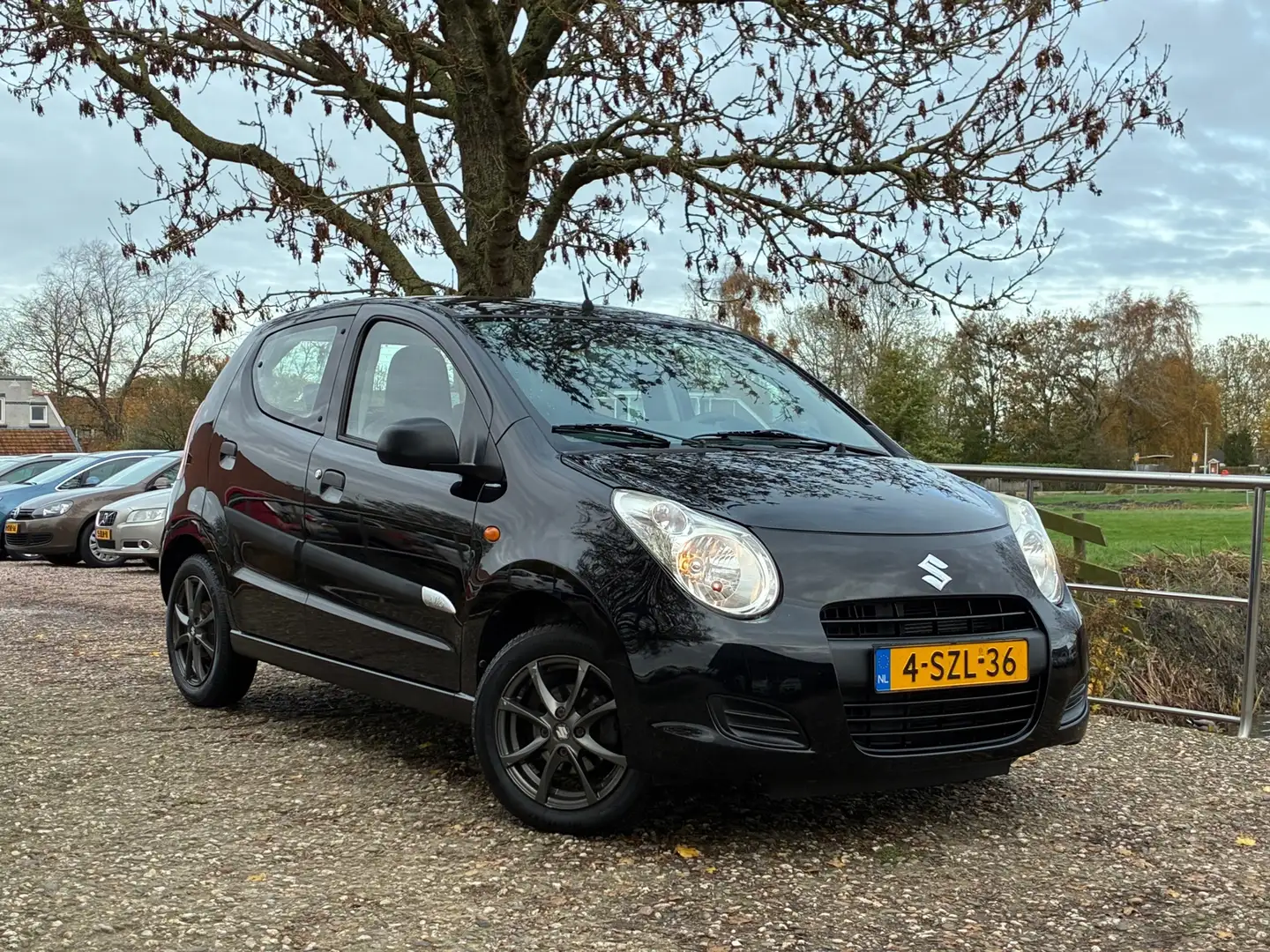 Suzuki Alto 1.0 Comfort EASSS | 5-Deurs + Airco nu € 3.975,-!! Noir - 1