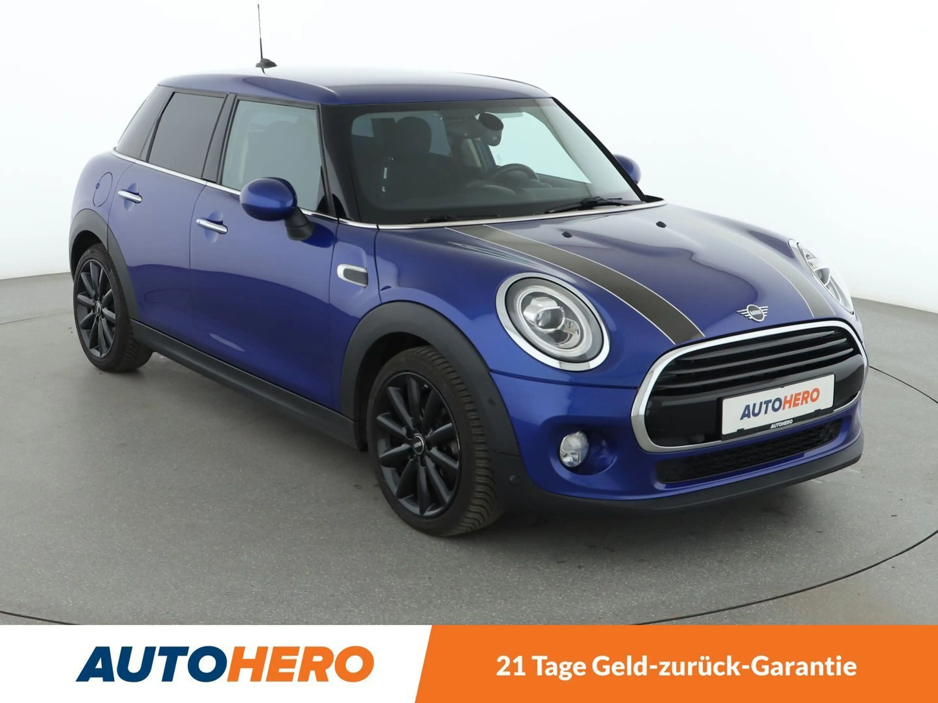 MINI Cooper D Cooper D*NAVI*TEMPO*CAM*PDC*SHZ*ALU* — photo 8
