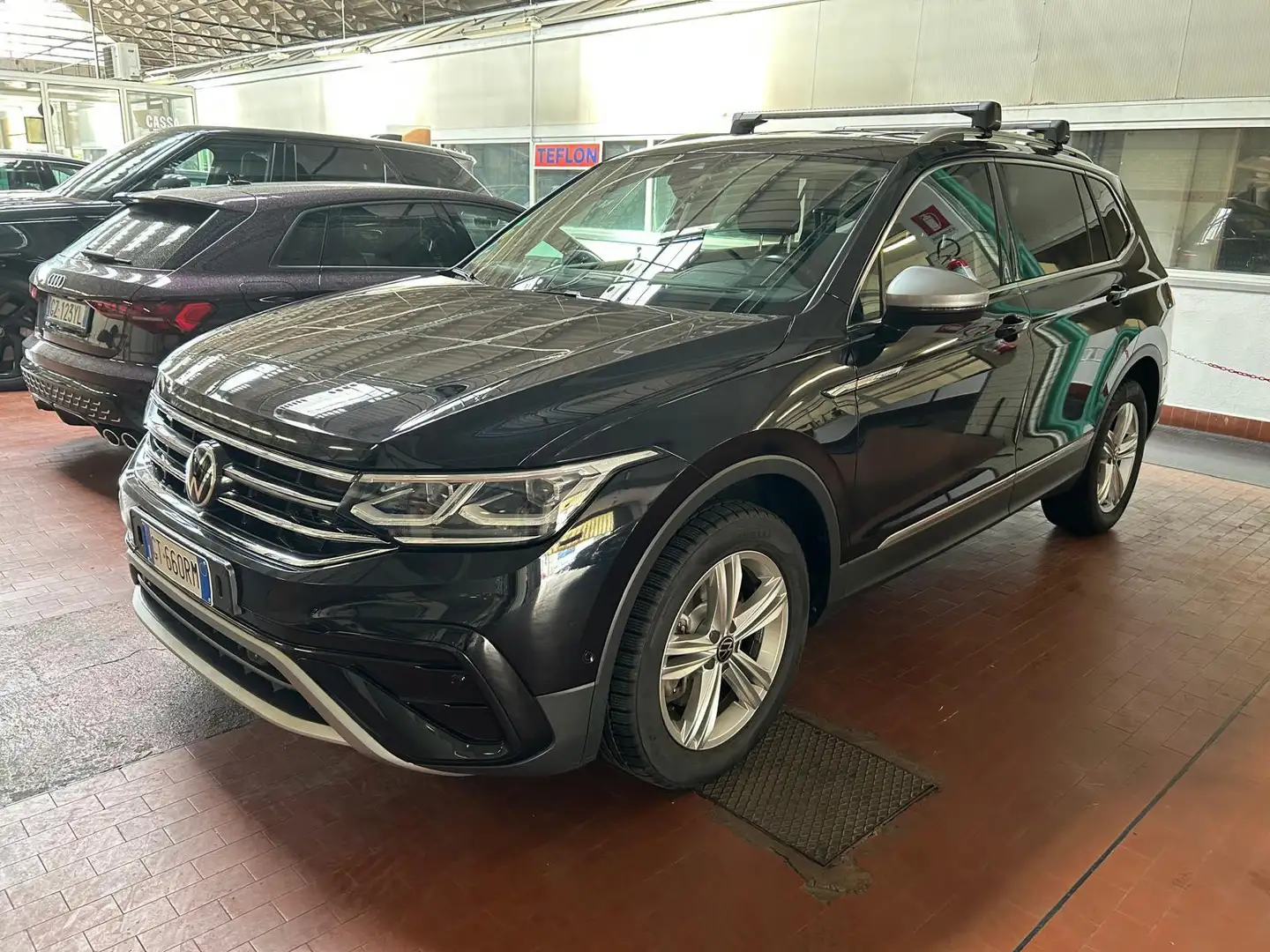 Volkswagen Tiguan Allspace Elegance Business Premium Nero - 1