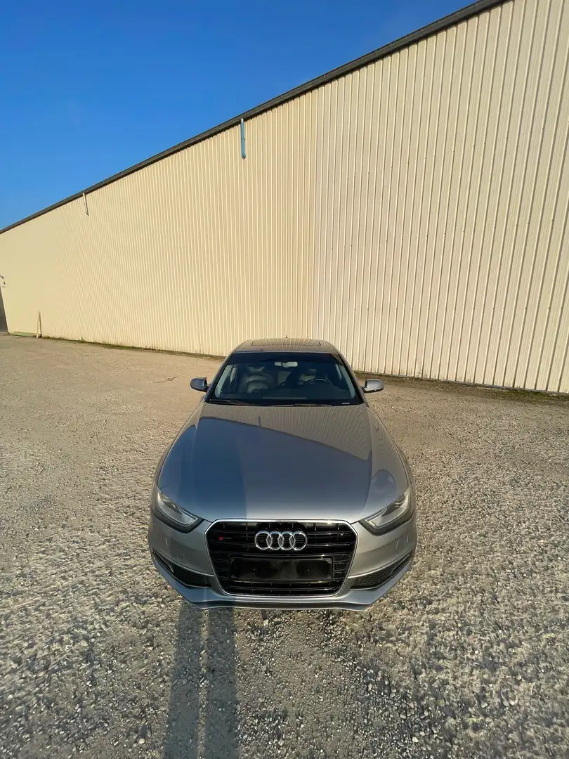 Audi A4 2.0 TFSI 211 S Line Multitronic A - 1