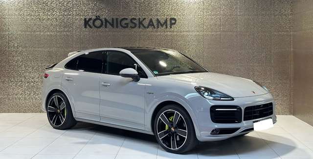 Imagine Porsche Cayenne Coupe E-Hybrid Platinum Edit.*WERKSGARAN