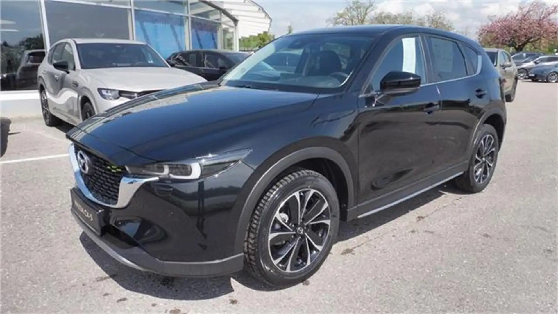 Mazda CX-5 2023 2.0L e-SKYACTIV G 165ps 6MT 2WD NEWGROUN Schwarz - 1