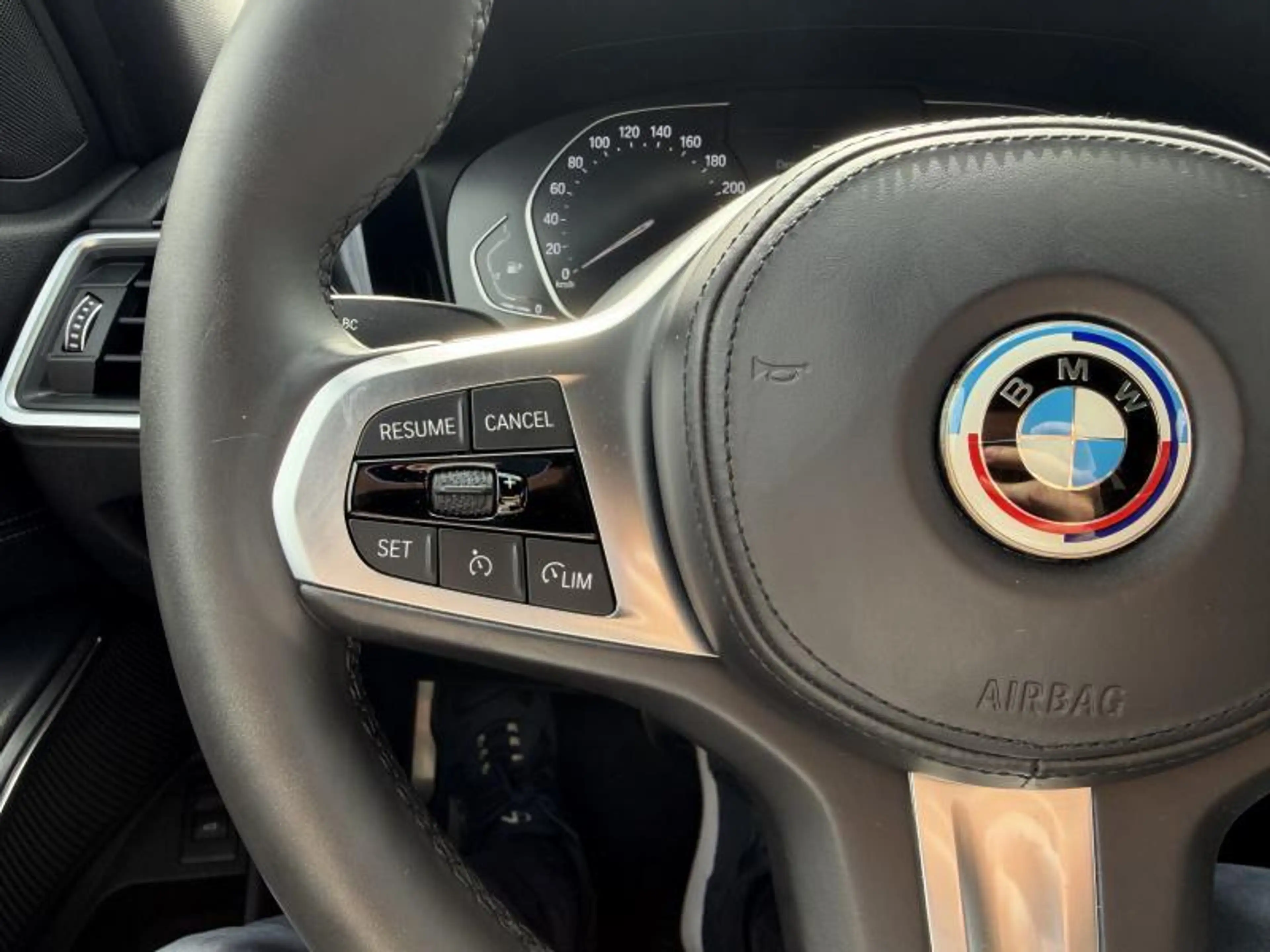BMW 318 Pack M | 2.0 156CV | Boite auto | GPS | Caméra | — photo 15