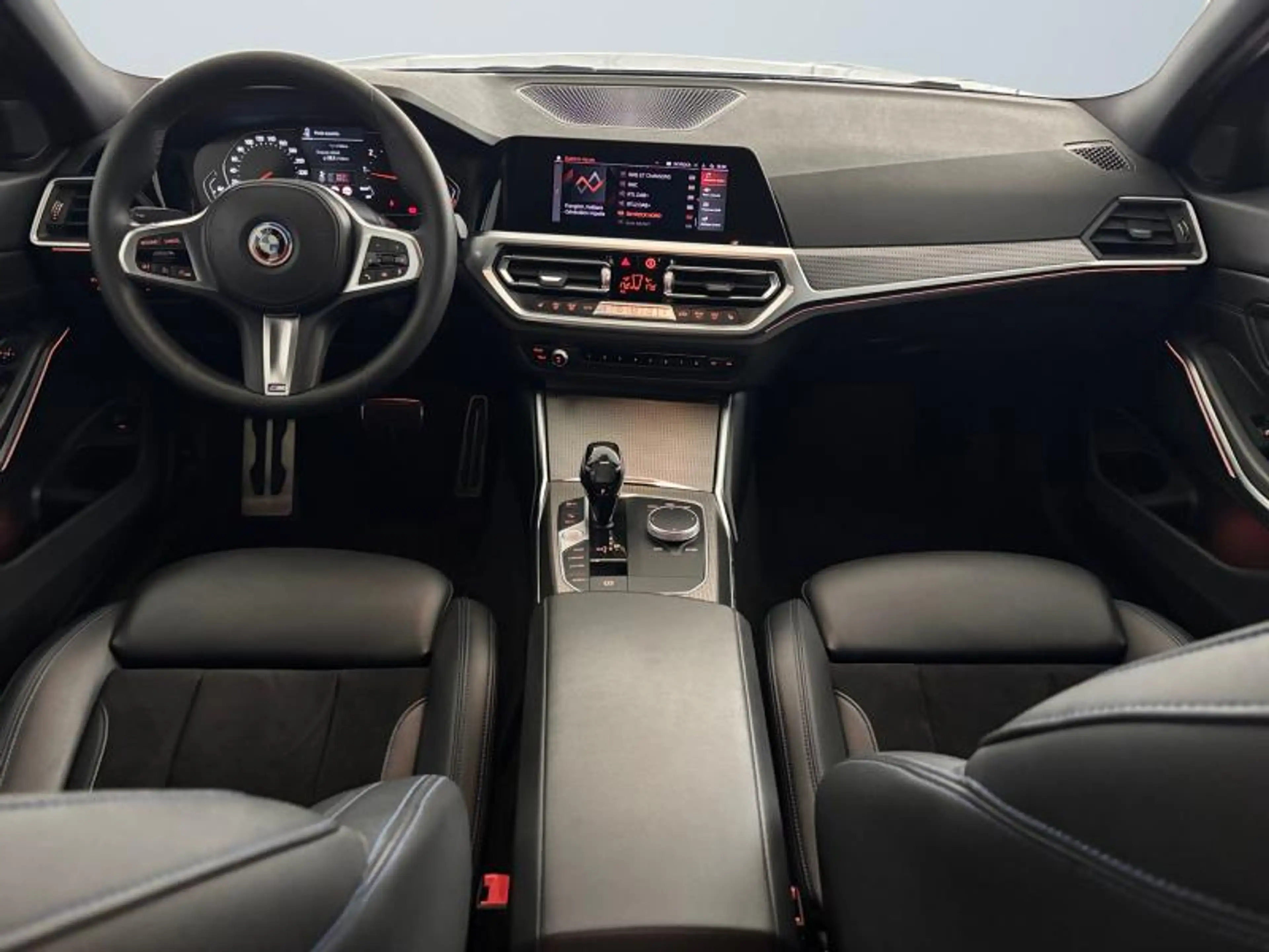 BMW 318 Pack M | 2.0 156CV | Boite auto | GPS | Caméra | — photo 12