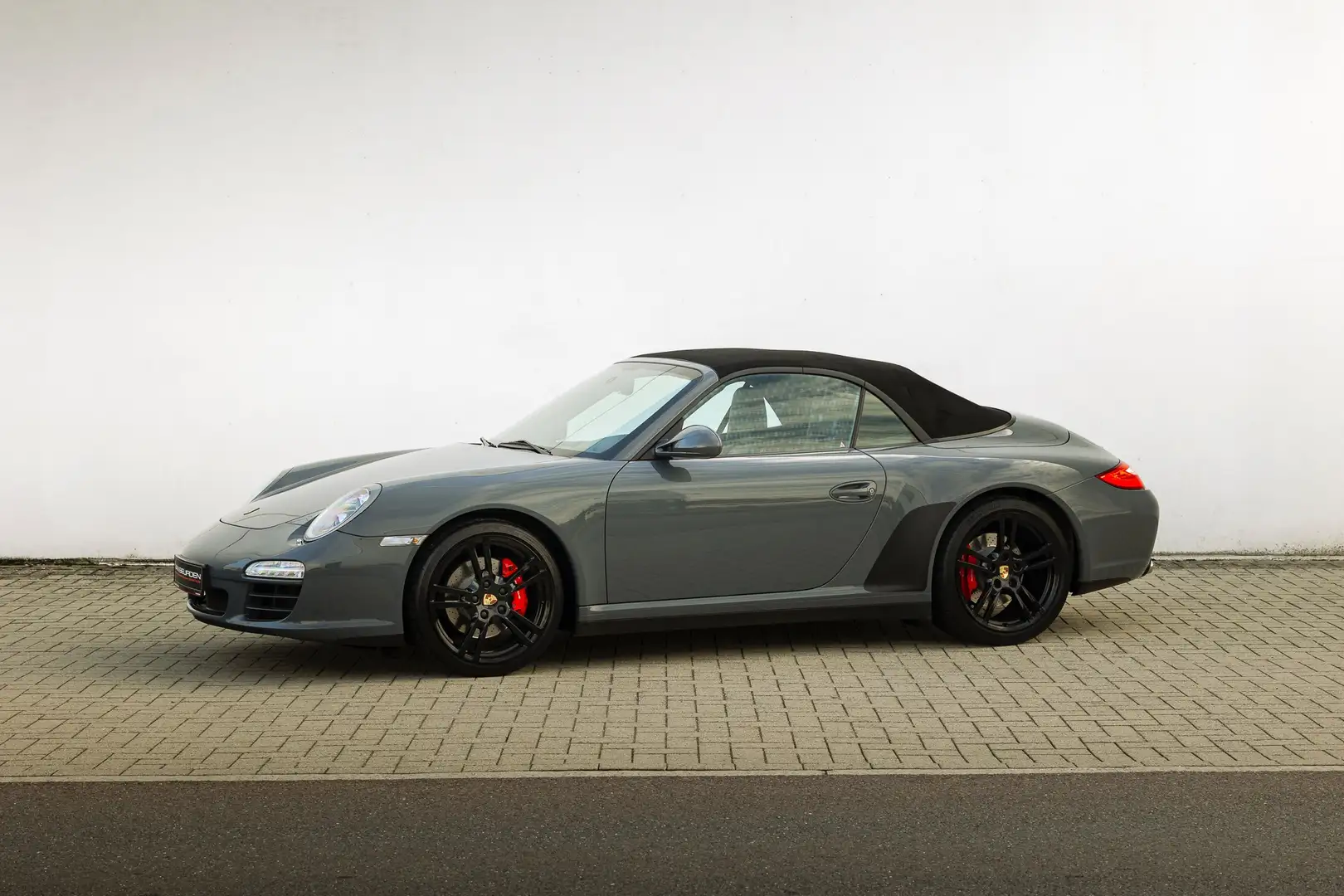Porsche 997 911 Carrera 4S Cabriolet PDK "Paint To Sample" Gris - 1