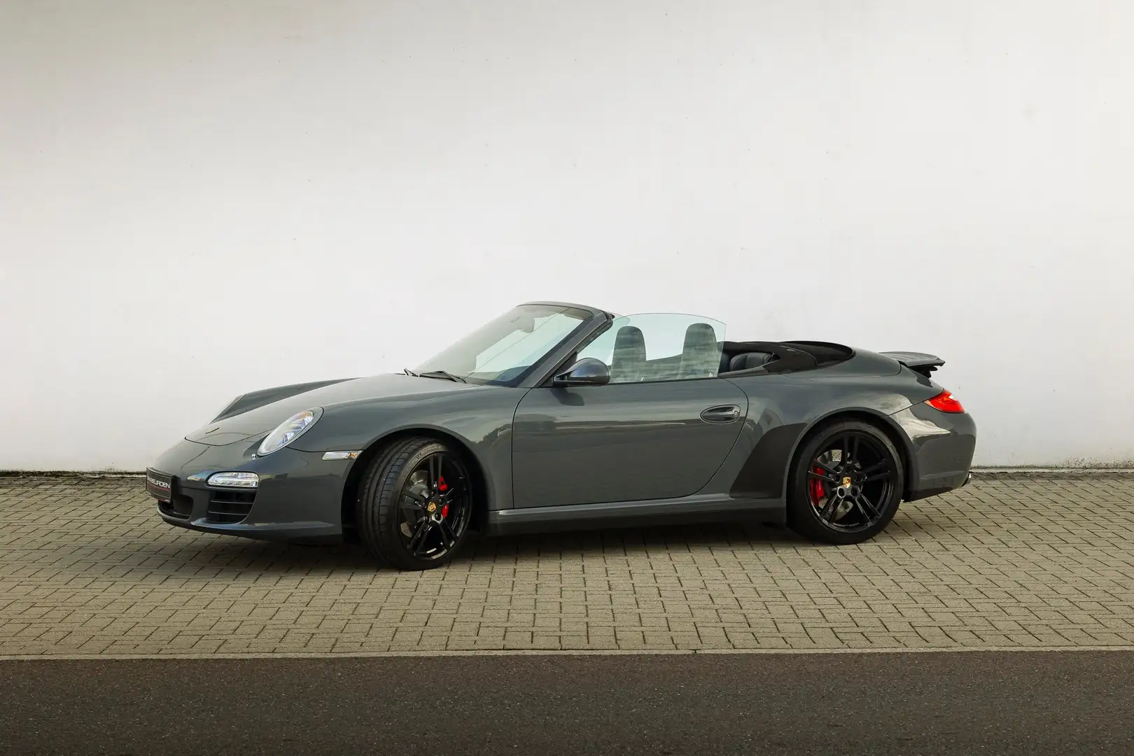 Porsche 997 911 Carrera 4S Cabriolet PDK "Paint To Sample" Gris - 2