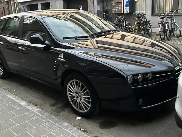 Alfa Romeo 159
